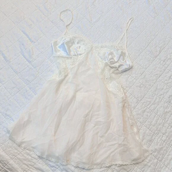 Vintage Victoria's Secret Ivory/White Sheer Silk Lingerie Slip Dress NEW NWT - Picture 6 of 7